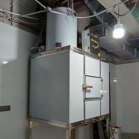 1.5吨片冰机定制款交付常州某连锁自助餐店