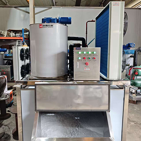 4台3吨片冰机出口泰国曼谷