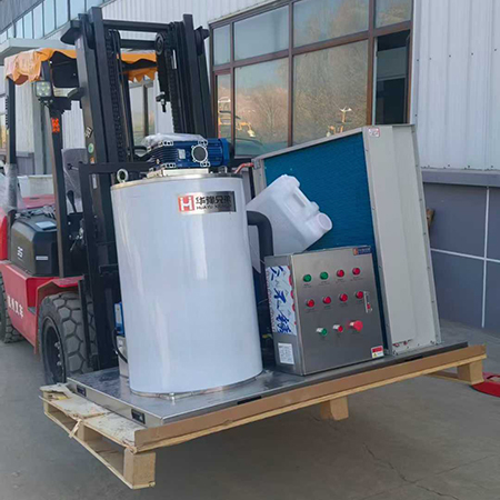 2吨片冰机定制款交付青海水产加工